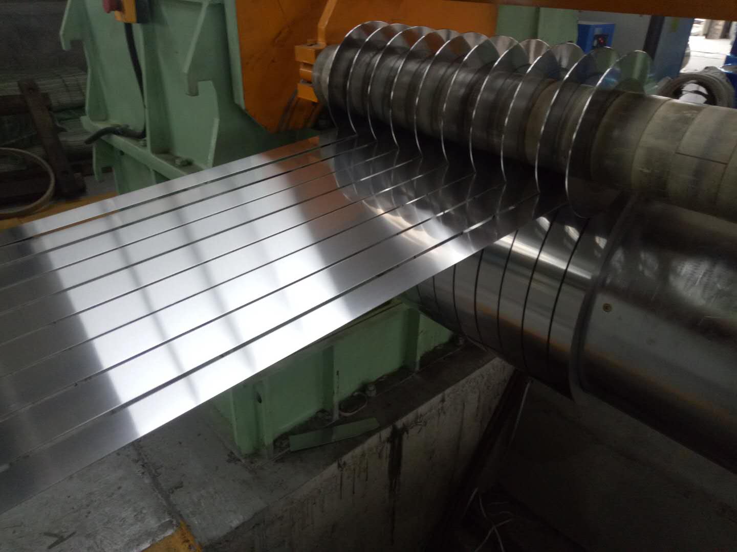 321不锈钢板应用于抗晶界腐蚀性要求高的化学
